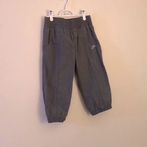 Nike cropped pants size XS